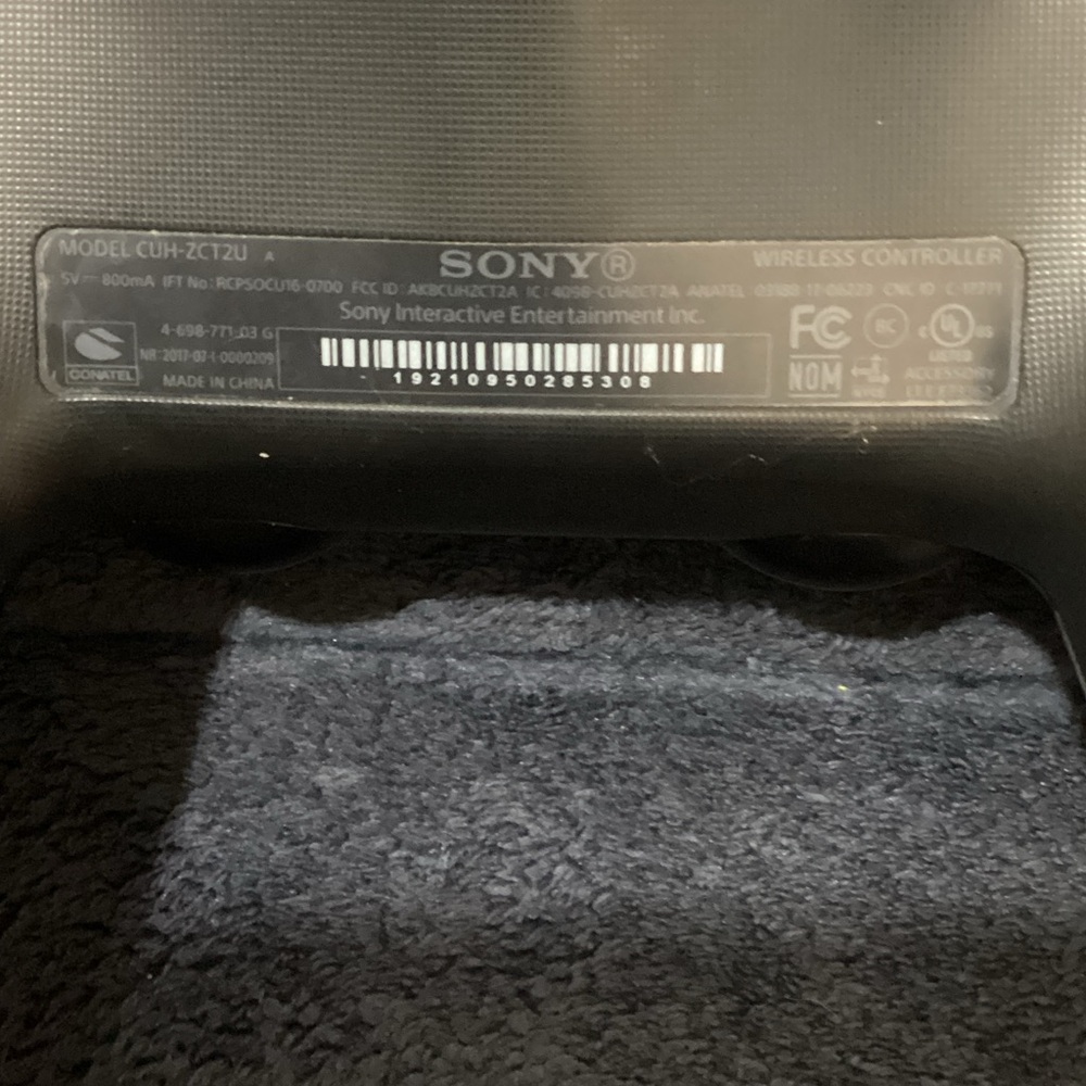 Preowned Not Tested Sony Original DualShock 4 Controllers - Black Pair - Picture 3 of 13